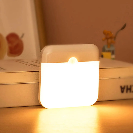 Veilleuse LED Intelligente – Détecteur de Mouvement Sans Fil Rechargeable
