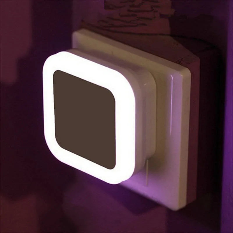 Veilleuse LED Prise Murale Automatique - 7 Couleurs