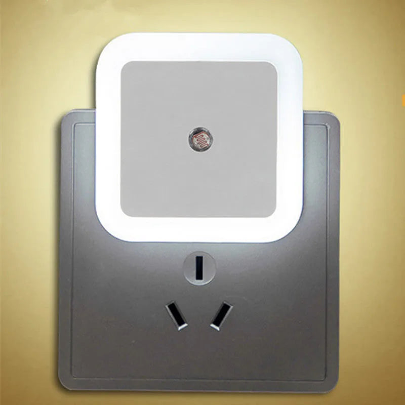Veilleuse LED Prise Murale Automatique - 7 Couleurs